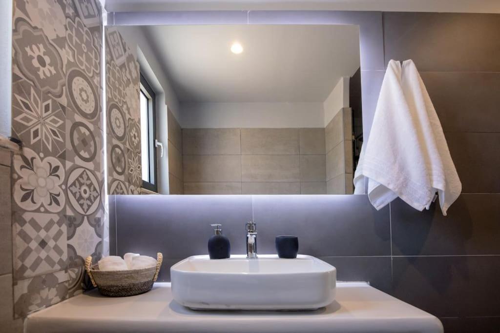 Pearl Suites And Villa Tínos Kültér fotó